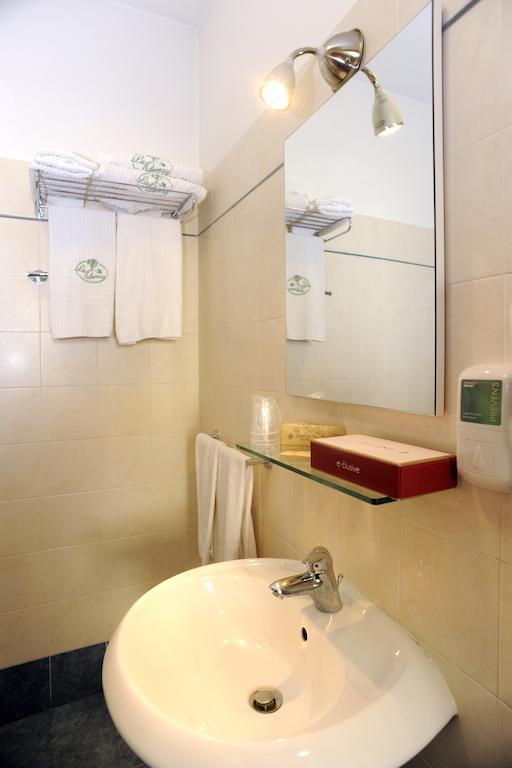 Hotel La Quercia Valmontone Room photo