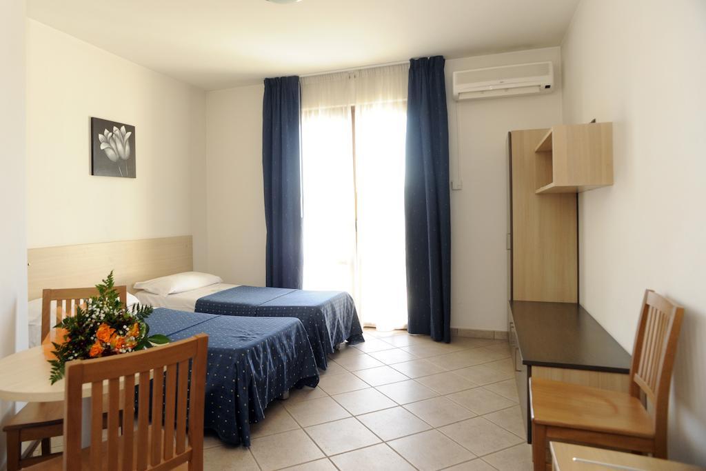 Hotel La Quercia Valmontone Room photo