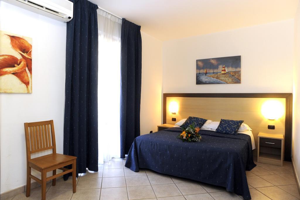 Hotel La Quercia Valmontone Room photo