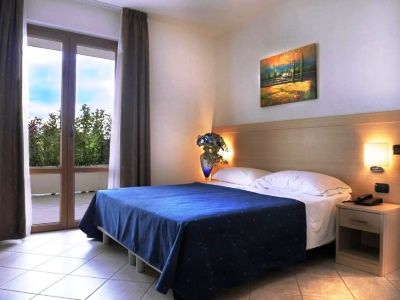 Hotel La Quercia Valmontone Exterior photo